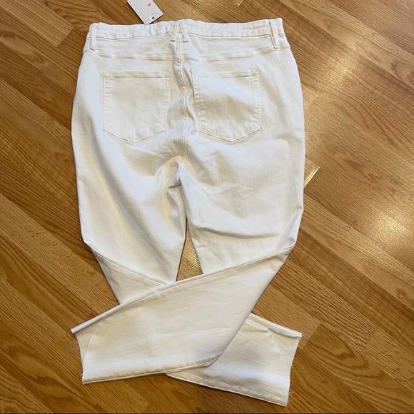 Good American white good legs crop - Picture 2 of 5